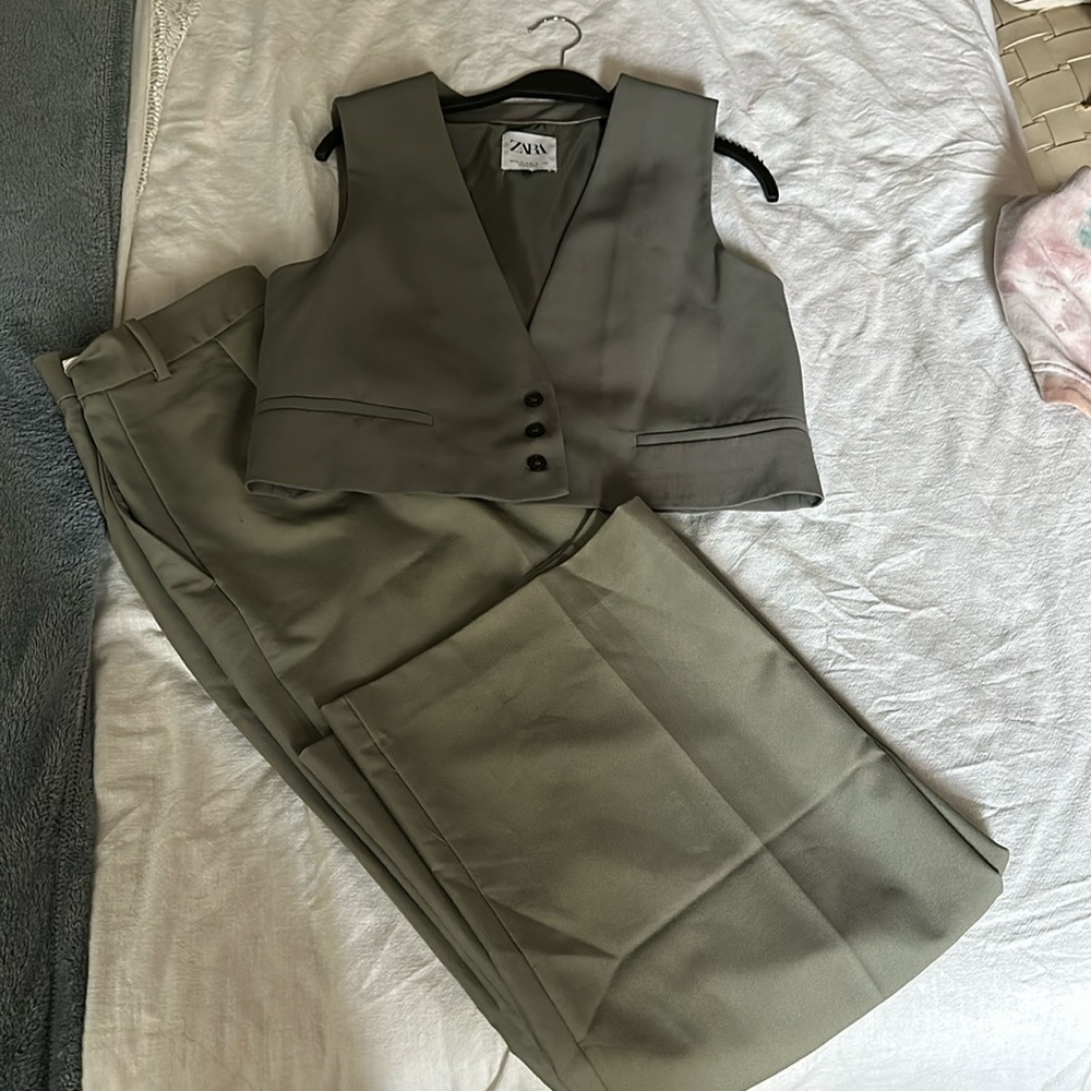 Zara set